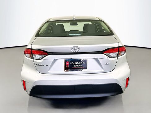 Used 2025 Toyota Corolla LE image 6