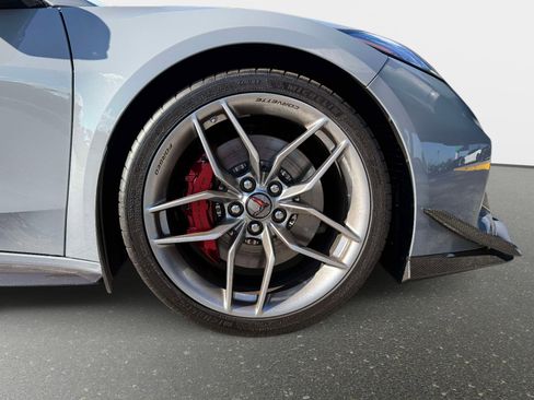 Used 2025 Chevrolet Corvette Z06 image 22