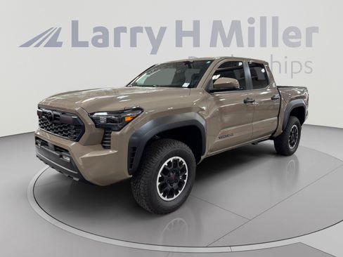 Certified 2026 Toyota Tacoma TRD Off-Road AWD/4WD image 1