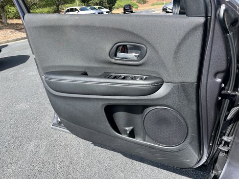 Used 2022 Honda HR-V Sport image 13