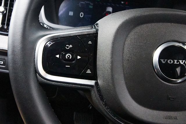 Used 2026 Volvo XC90 B6 Ultra AWD/4WD image 16