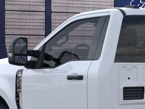New 2026 Ford F350 XL w/ XL Chrome Package RWD image 20