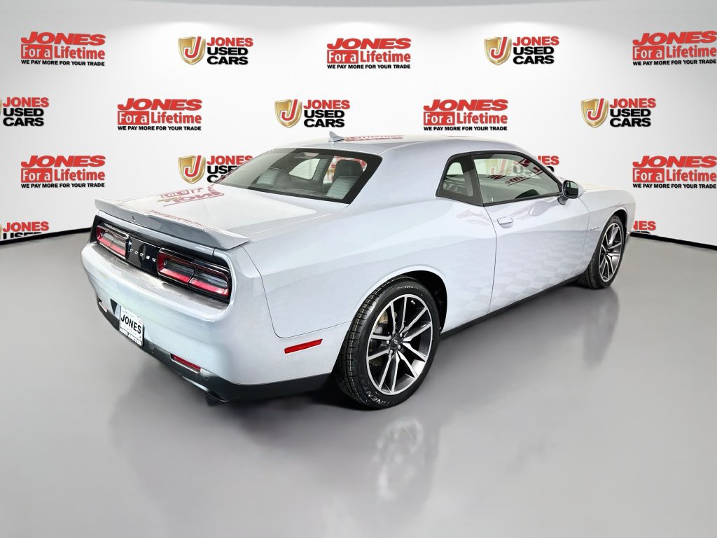 Used 2022 Dodge Challenger R/T w/ Plus Package RWD image 17