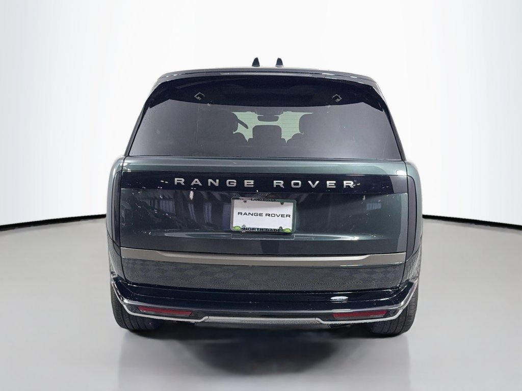 New 2026 Land Rover Range Rover Long Wheelbase SE AWD/4WD image 6