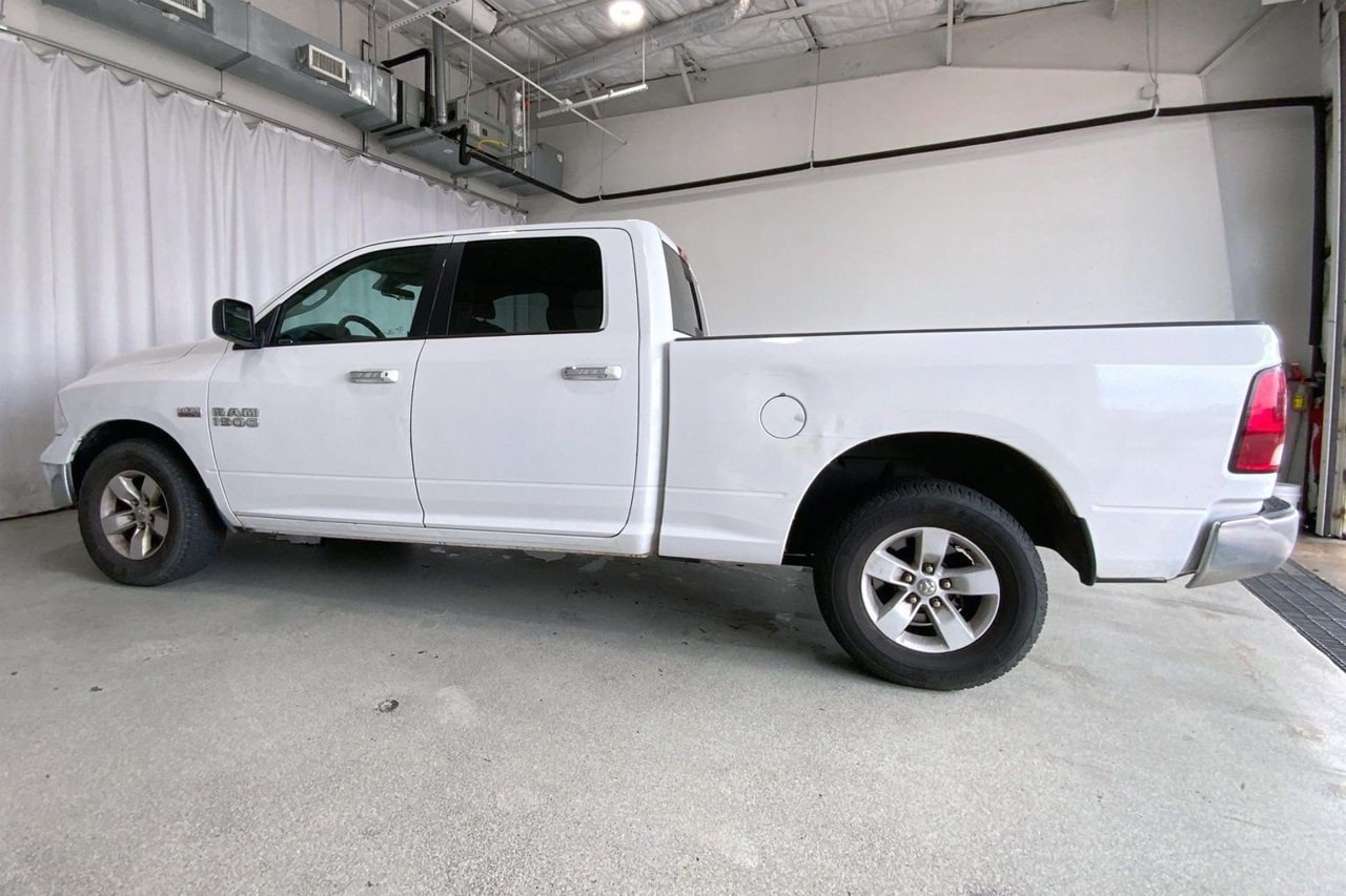 Used 2017 RAM 1500 Classic SLT RWD image 21