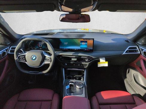 New 2026 BMW i4 xDrive40i image 15