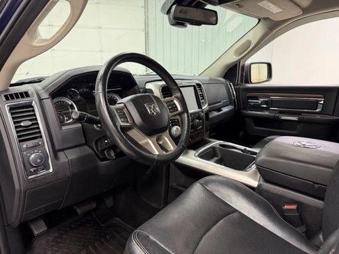 Used 2017 RAM 1500 Laramie w/ Convenience Group AWD/4WD image 12