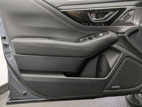 Used 2020 Subaru Outback Limited XT image 7