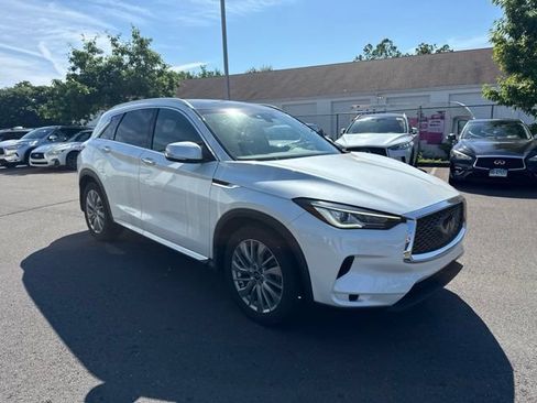 Certified 2023 INFINITI QX50 Luxe AWD/4WD image 2