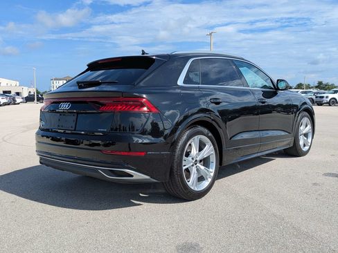 Used 2023 Audi Q8 Prestige AWD/4WD image 5