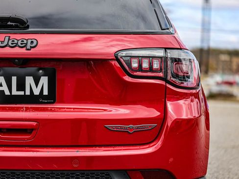 Used 2024 Jeep Compass Trailhawk image 12