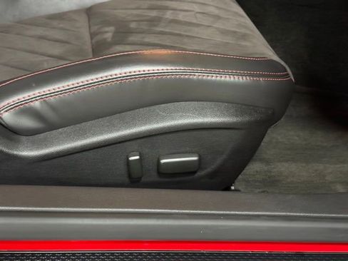 Used 2013 Chevrolet Camaro ZL1 RWD image 10