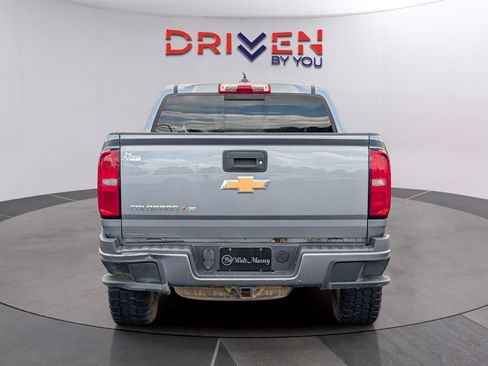 Used 2018 Chevrolet Colorado Z71 AWD/4WD image 4