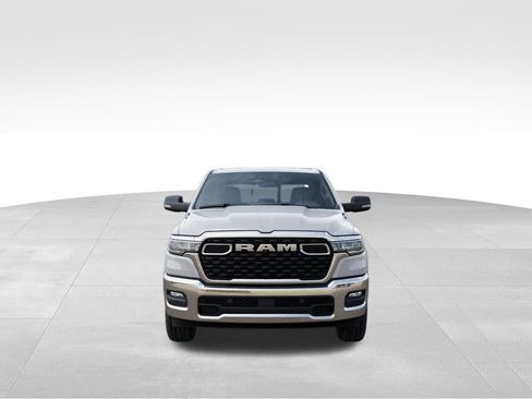 New 2026 RAM 1500 4x4 Crew Cab image 7