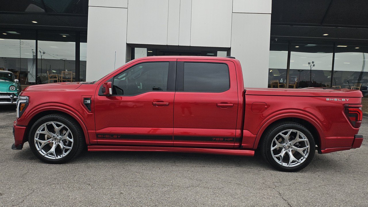 Used 2025 Ford F150 Lariat w/ Equipment Group 502A High AWD/4WD image 4