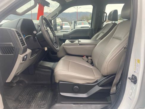 Used 2019 Ford F250 XL image 9