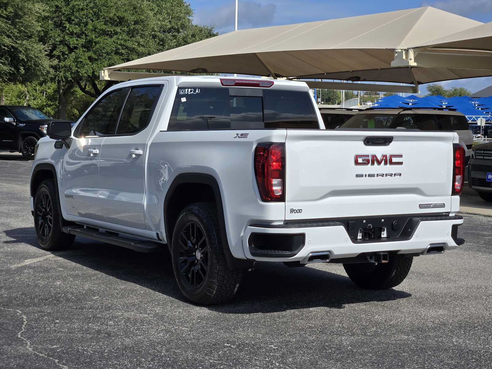Certified 2025 GMC Sierra 1500 Elevation w/ Elevation Premium Package AWD/4WD image 5