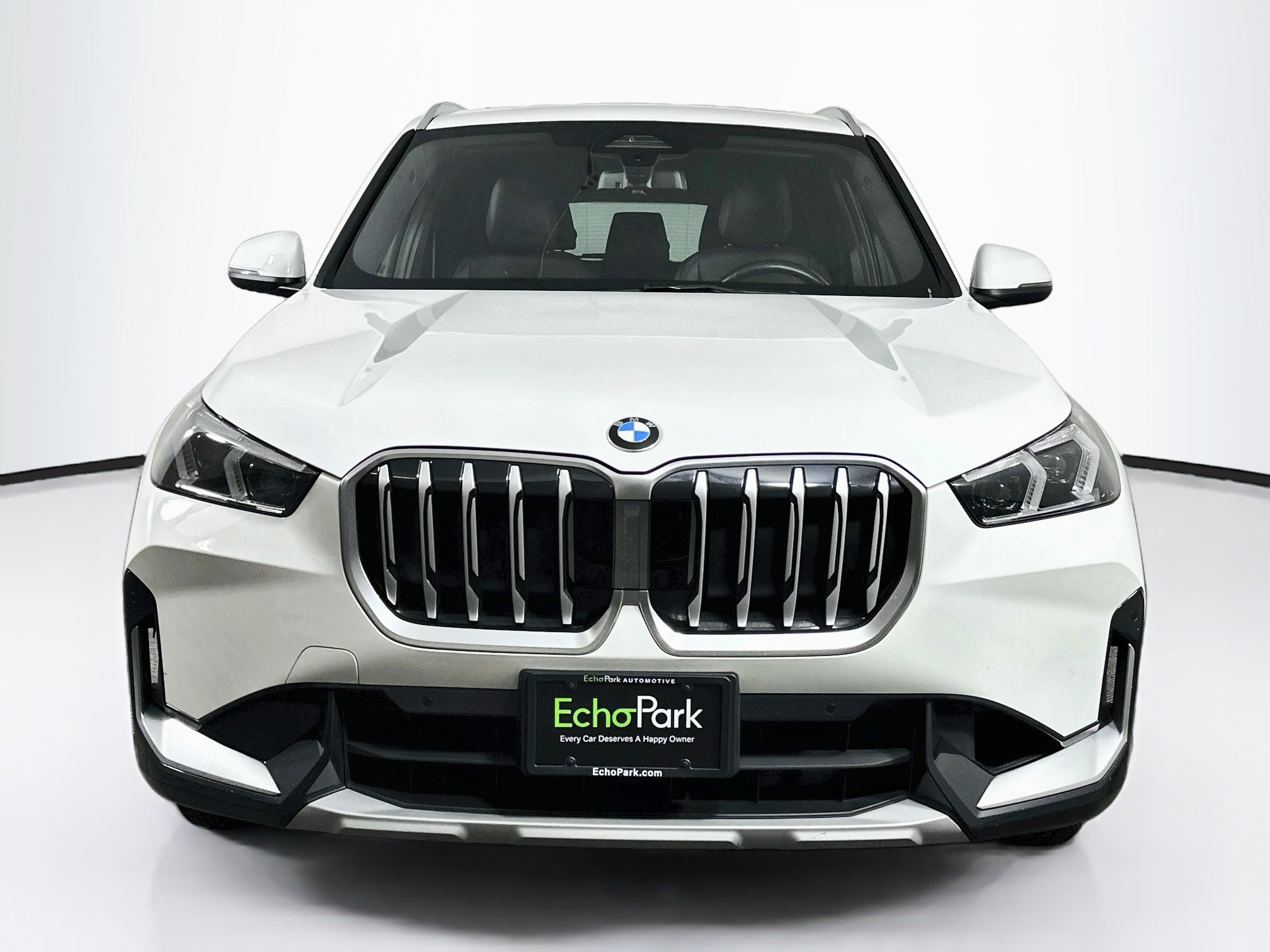 Used 2025 BMW X1 xDrive28i AWD/4WD image 2