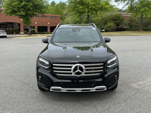 Certified 2025 Mercedes-Benz GLB 250 image 2