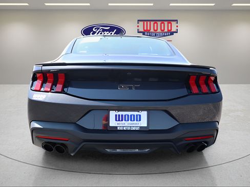 Used 2024 Ford Mustang GT Premium RWD image 4