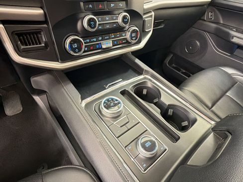 Certified 2024 Ford Expedition XLT AWD/4WD image 25