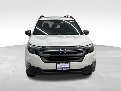 Used 2026 Subaru Forester Premium AWD/4WD image 10