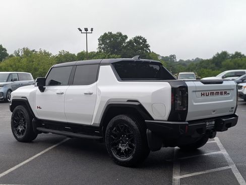 Used 2025 GMC Hummer EV 2X w/ LPO, Sport Package AWD/4WD image 7