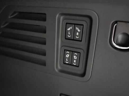 New 2026 Buick Enclave Preferred w/ Power Package AWD/4WD image 10