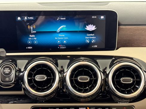 Used 2019 Mercedes-Benz A 220 4MATIC image 14