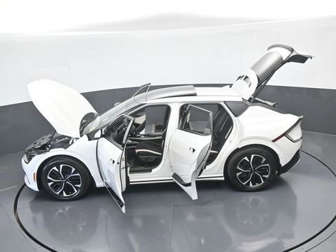 Used 2024 Kia EV6 GT-Line image 76