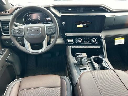 New 2026 GMC Sierra 1500 Denali w/ Technology Package AWD/4WD image 15