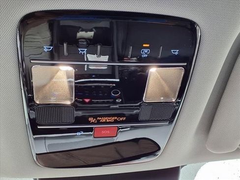 Used 2025 Hyundai Santa Fe SEL image 11