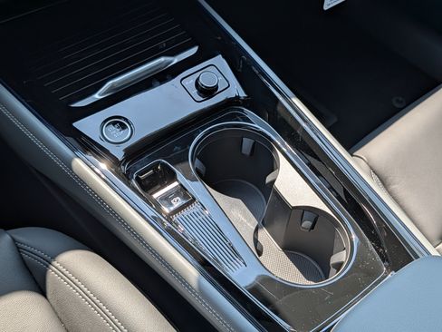 New 2026 Audi Q3 quattro 2.0T AWD/4WD image 11