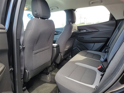 Used 2023 Chevrolet TrailBlazer LT w/ Convenience Package image 14