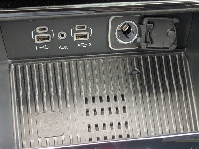 New 2026 Jeep Grand Cherokee Altitude AWD/4WD image 27