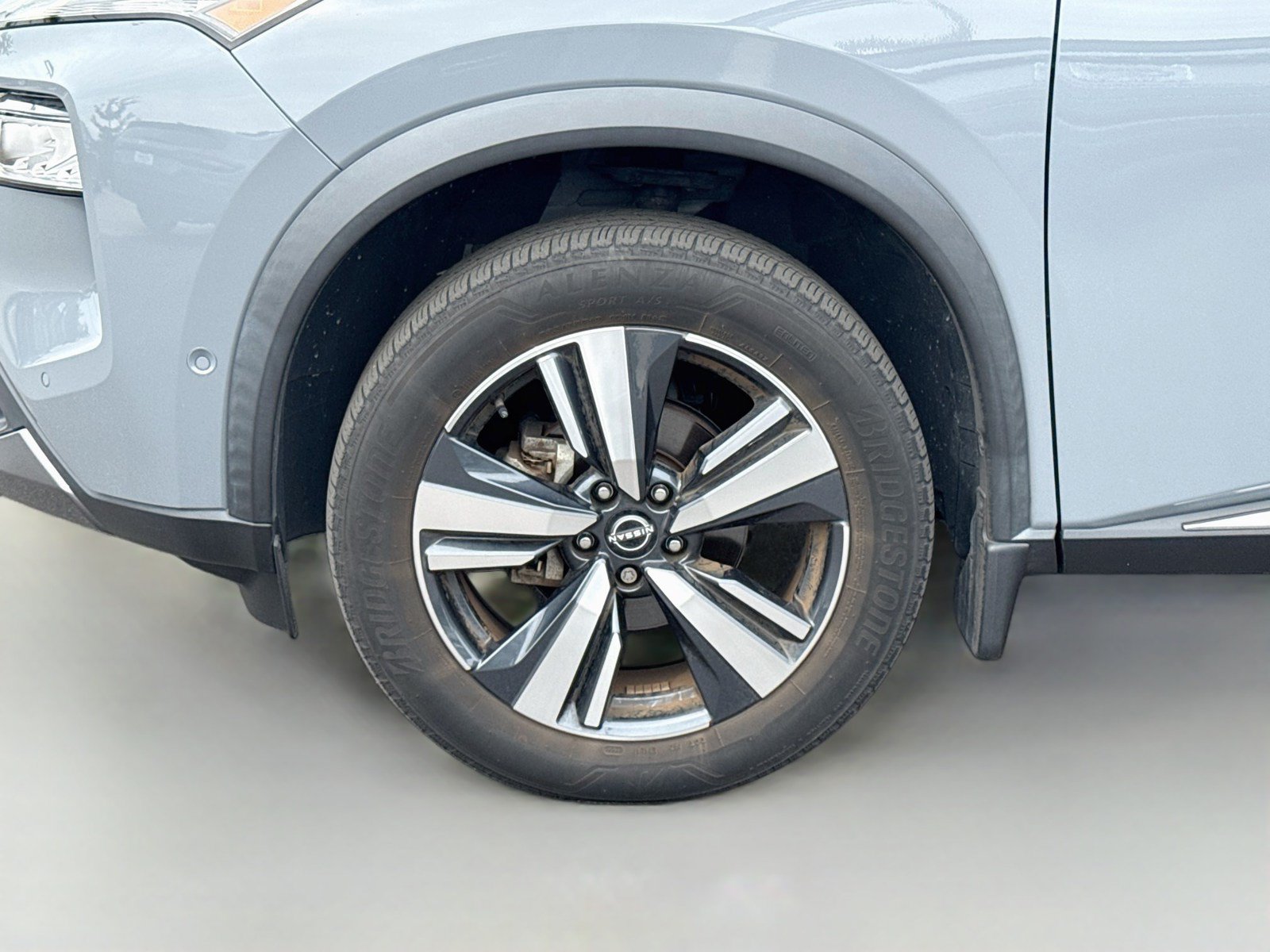 Used 2023 Nissan Rogue SL w/ SL Premium Package FWD image 34
