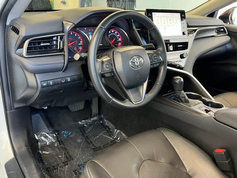 Used 2022 Toyota Camry XSE FWD image 25