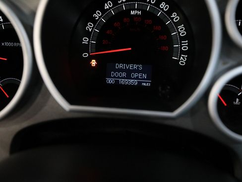 Used 2016 Toyota Sequoia Limited AWD/4WD image 72