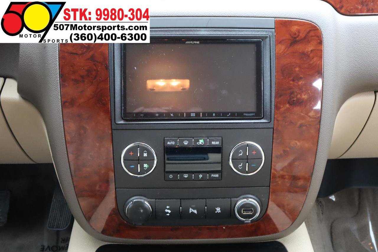 Used 2010 Chevrolet Tahoe LT w/ Luxury Package RWD image 23