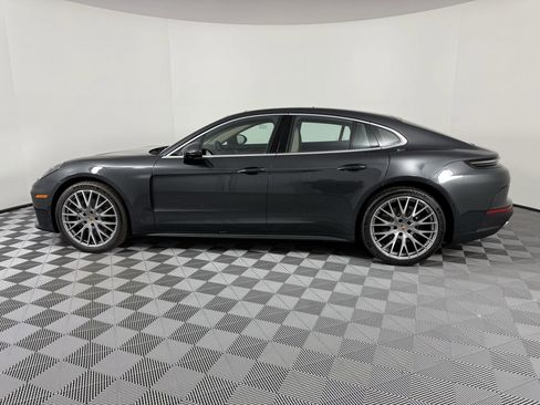 New 2025 Porsche Panamera image 2