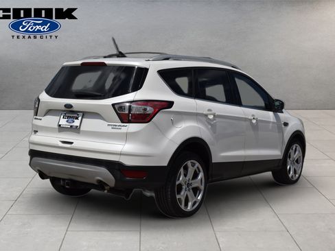 Used 2018 Ford Escape Titanium FWD image 3