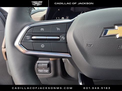 Used 2025 Chevrolet Tahoe High Country RWD image 32