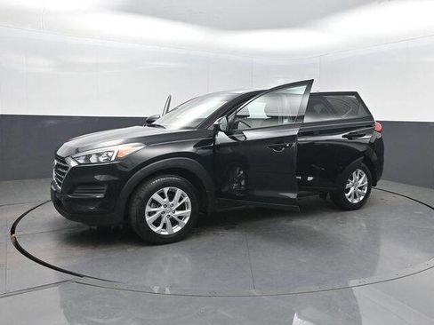 Used 2019 Hyundai Tucson SE image 35