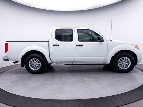 Used 2019 Nissan Frontier SV image 28