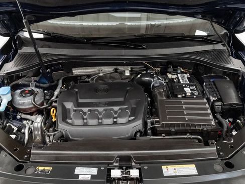 Used 2023 Volkswagen Tiguan SE FWD image 3
