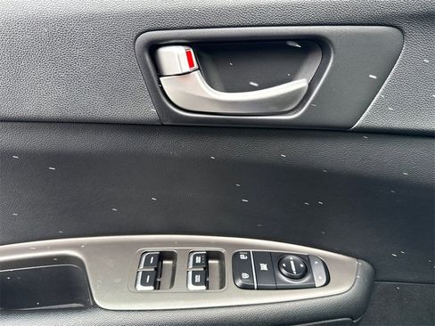 Used 2019 Kia Optima S w/ S Panoramic Sunroof Package image 18
