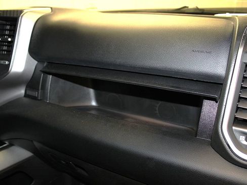 New 2026 RAM 2500 Big Horn AWD/4WD image 32
