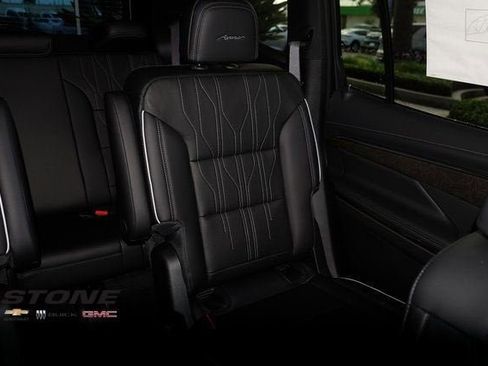 New 2026 Buick Enclave Avenir w/ Super Cruise Package image 17