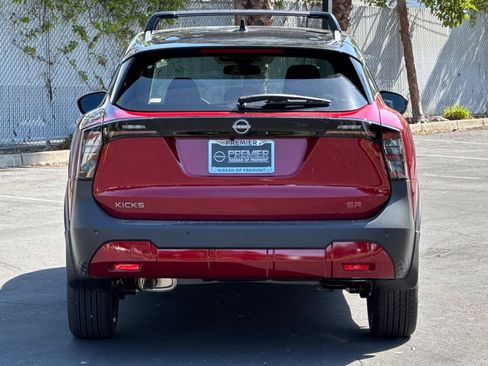 New 2026 Nissan Kicks SR image 5