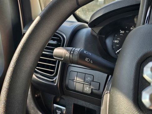 Used 2024 RAM ProMaster 2500 FWD image 38